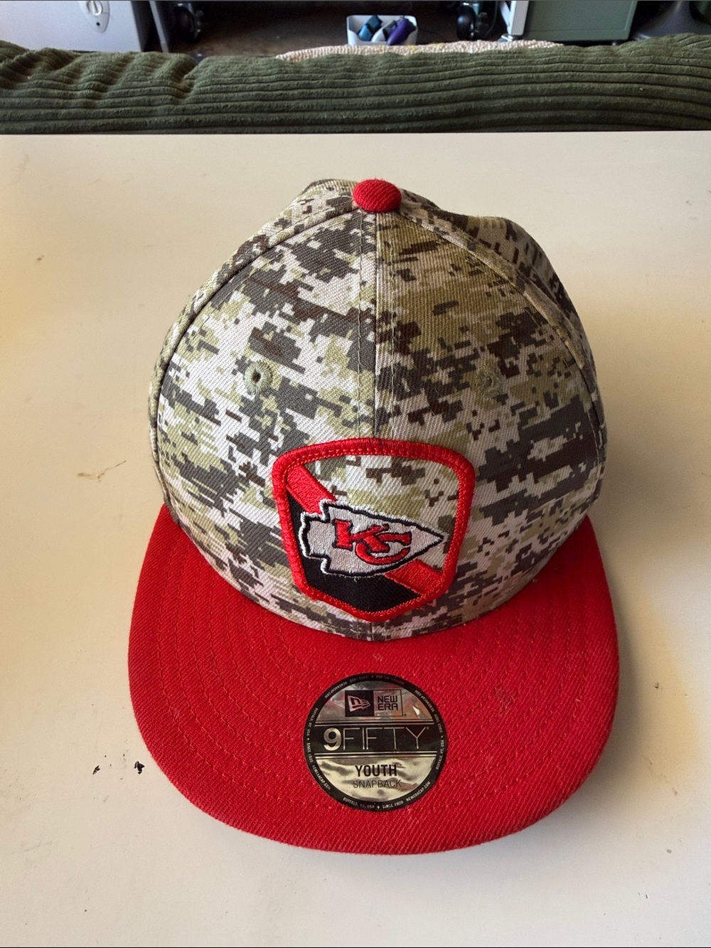 New Era Youth Kansas City Chiefs Camo Snapback Hat - Red